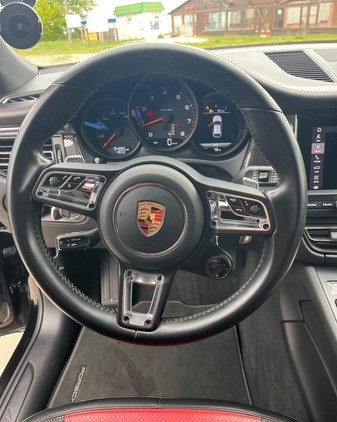 Porsche Macan cena 180000 przebieg: 95000, rok produkcji 2019 z Więcbork małe 154